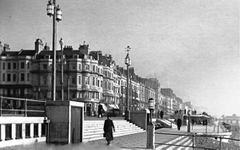 Lower-Promenade-Warrior-square.-1935.